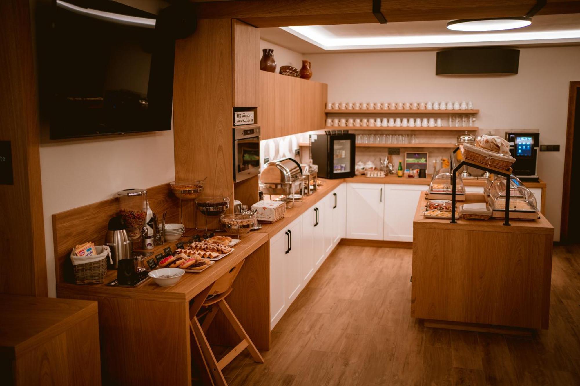 Penzion Vcelarsky Dvur Lednice Exterior foto
