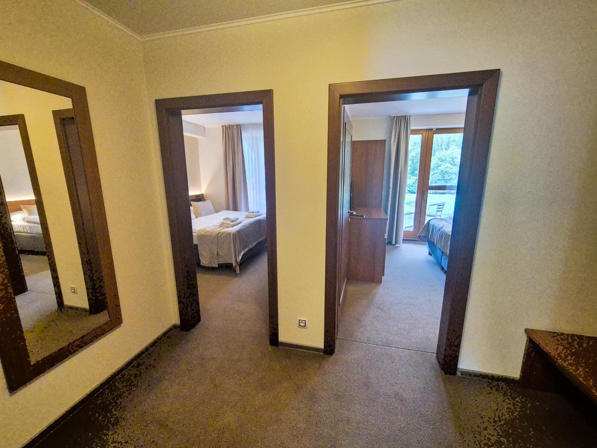 Penzion Vcelarsky Dvur Lednice Cameră foto